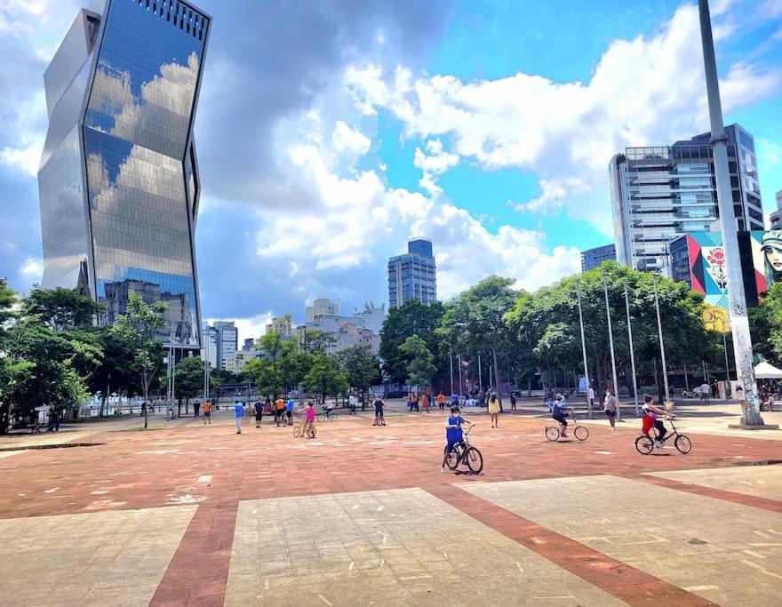 Apartamento Metro Faria Lima _ Estacionamento _limpeza Diaria São Paulo
